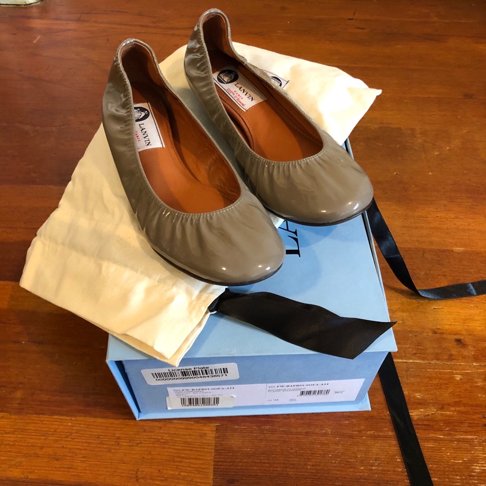 Patent leather Lanvin ballet flats, size 36.5